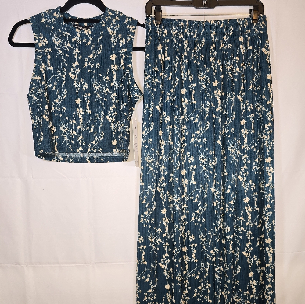 Women's Teal Floral Two-Piece Pantsuit by Love Poem